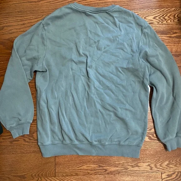 H&M Sweatshirt - Picture 3 of 3